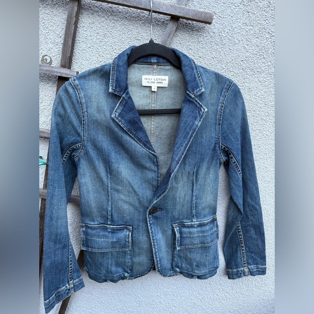 NILI LOTAN Addison Denim Jacket Blazer in Walker Wash Size 0 - Picture 8 of 10